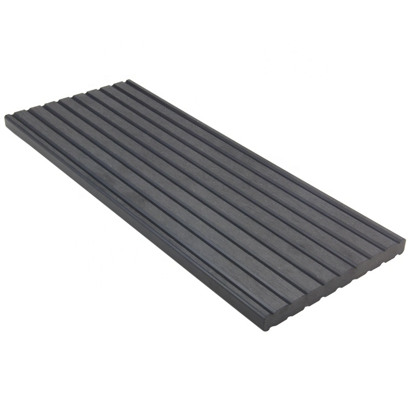 Outdoor Using Wood Composite Solid Garden Fence Plastic WPC Wall Cladding Engineered Plastic Wall Panel