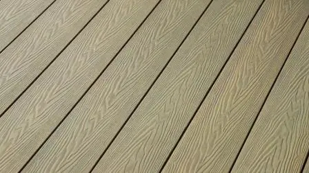 Terrazza per esterni in legno cavo WPC resistente agli agenti atmosferici e facile da installare